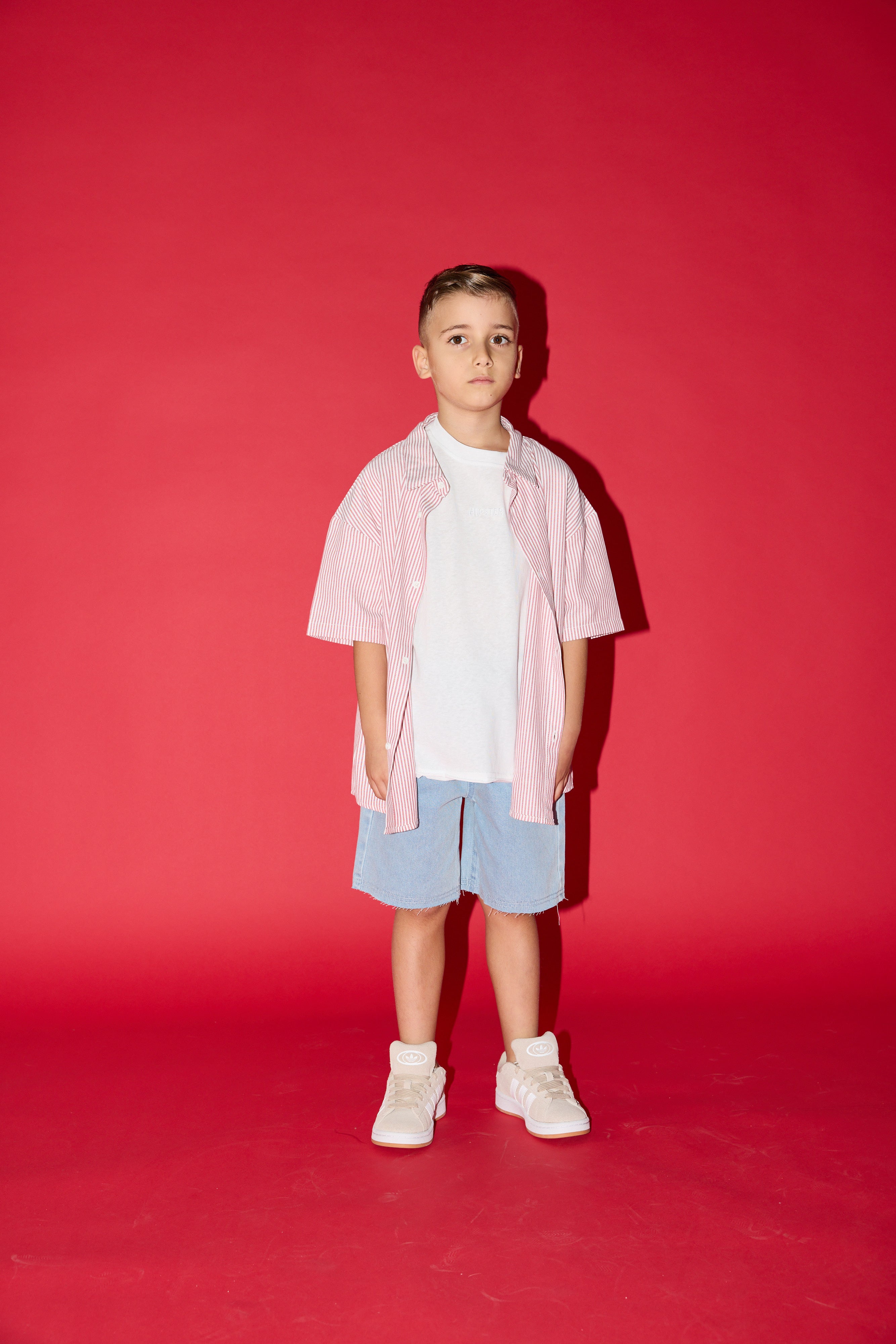 מכופתרת פסים אדום/לבן