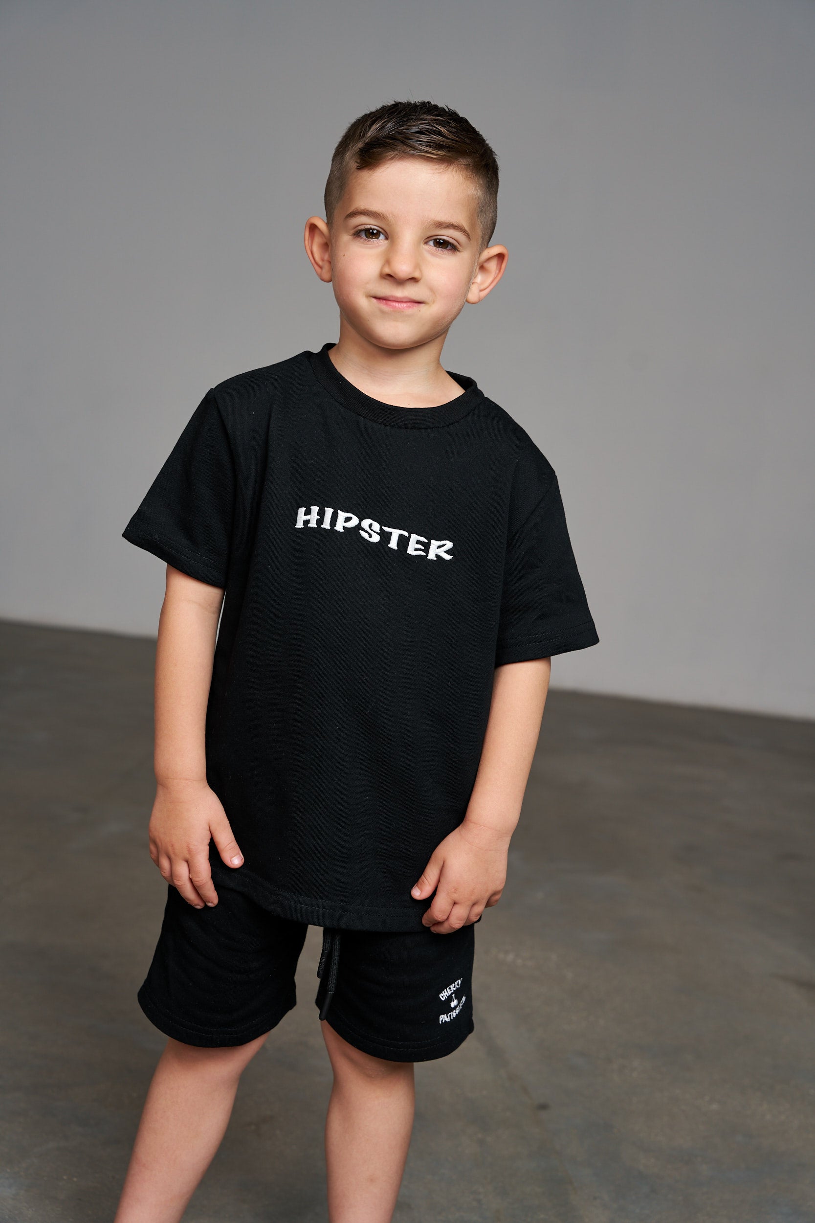 חליפת Cherry שחורה - Hipster