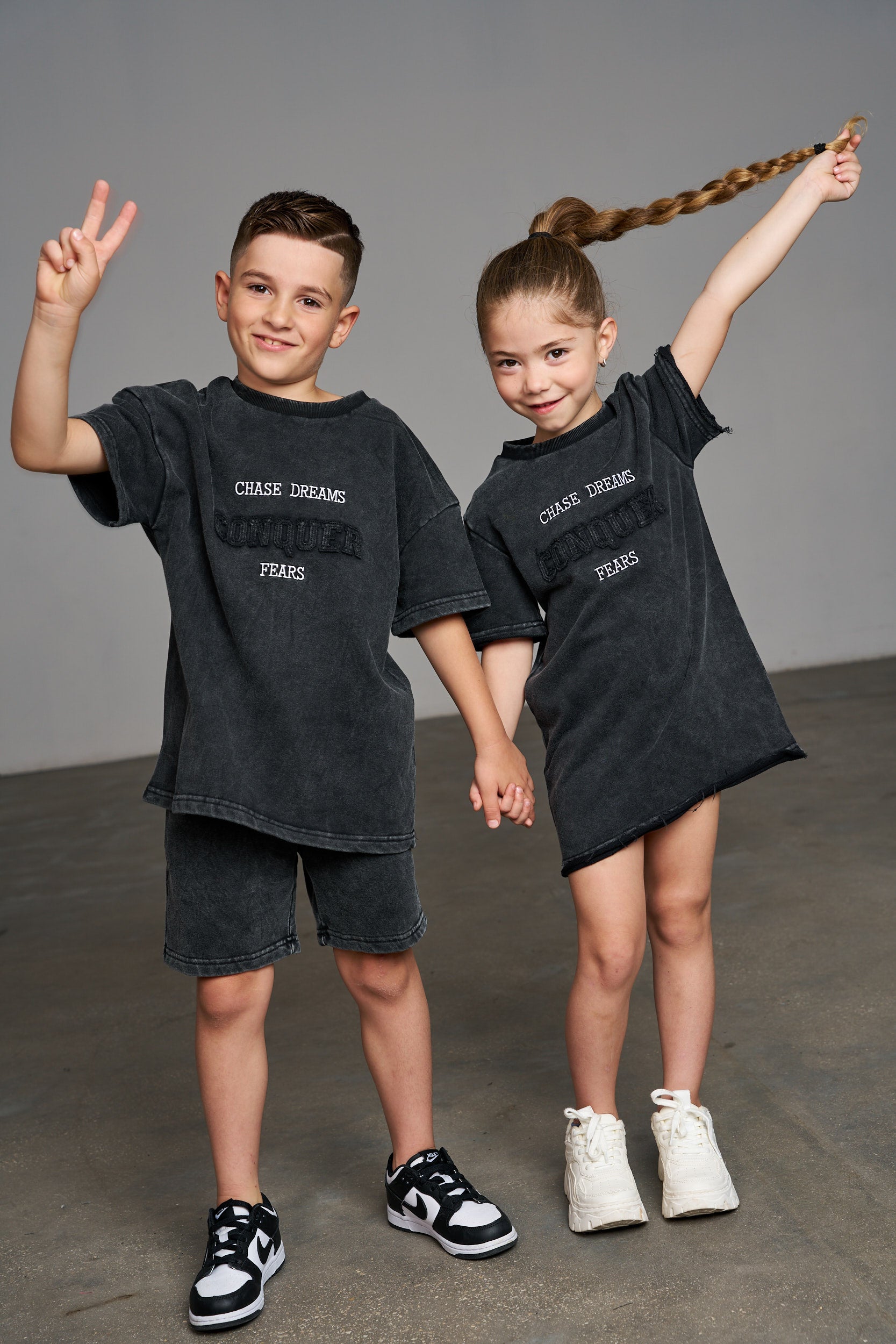 שמלת ווש אפורה - Hipster