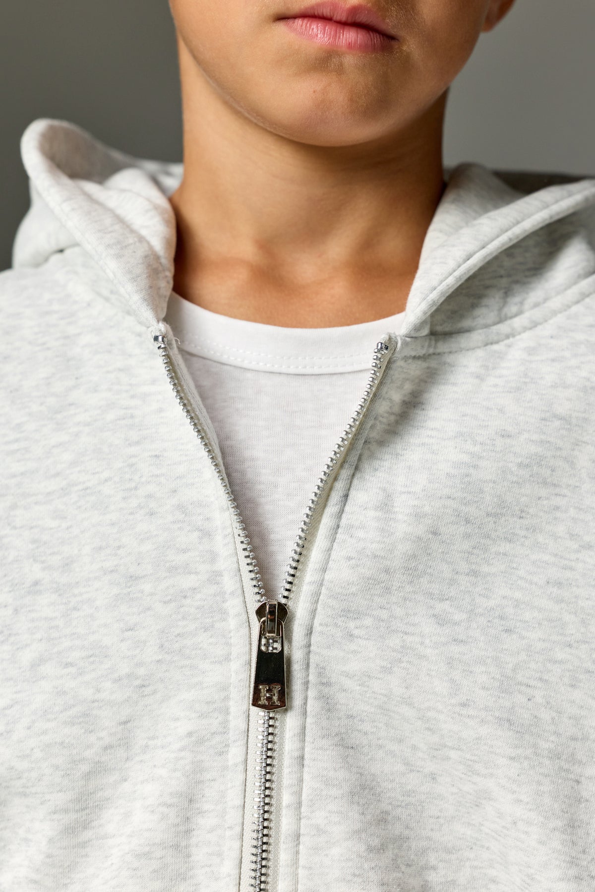 קפוצ'ון פוטר בשילוב ריצרץ אפור מלאנז