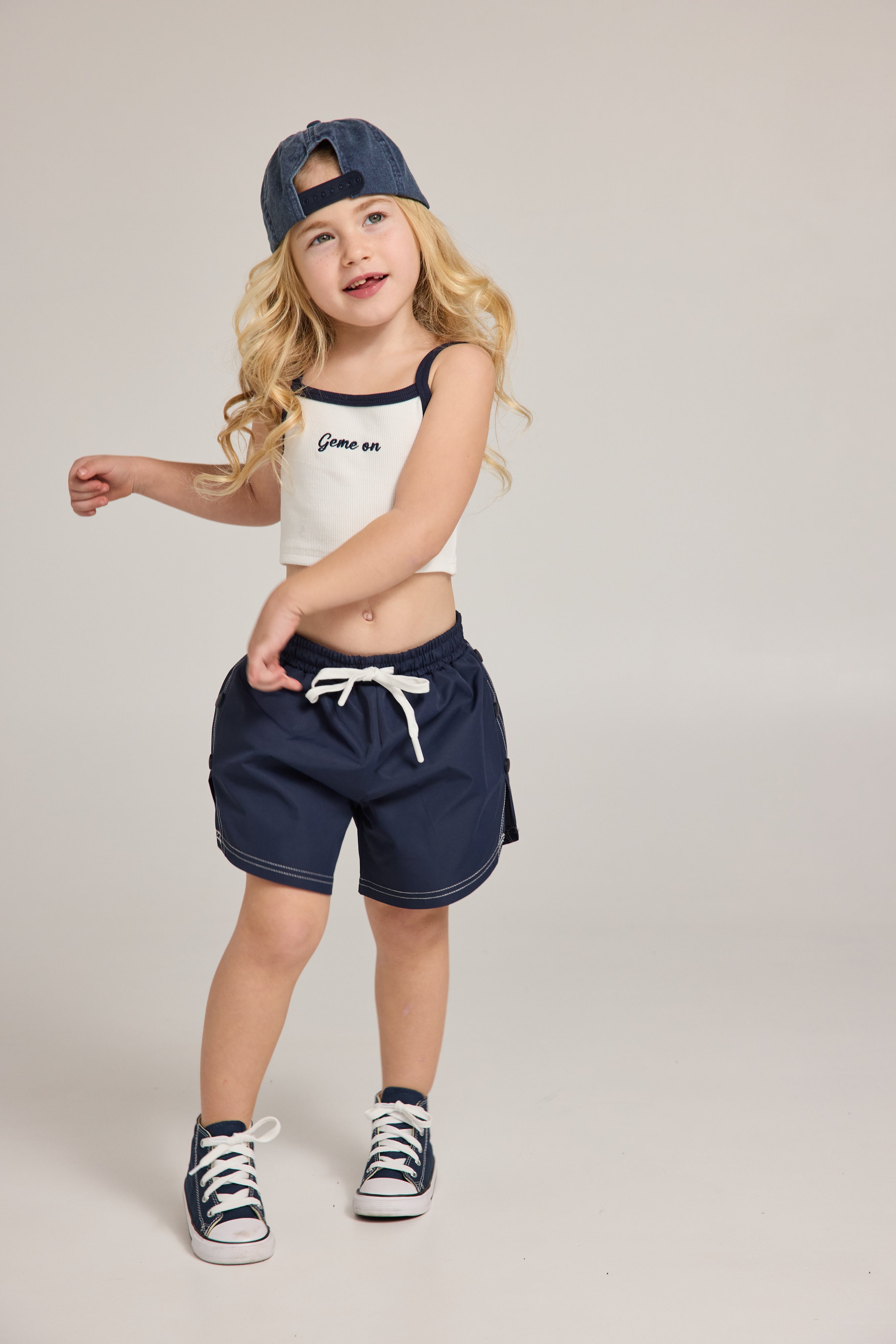 מכנס ניילון כחול