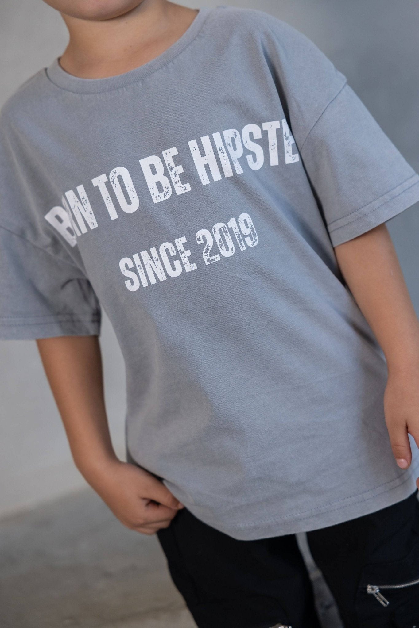 אפורה BORN חולצת - Hipster