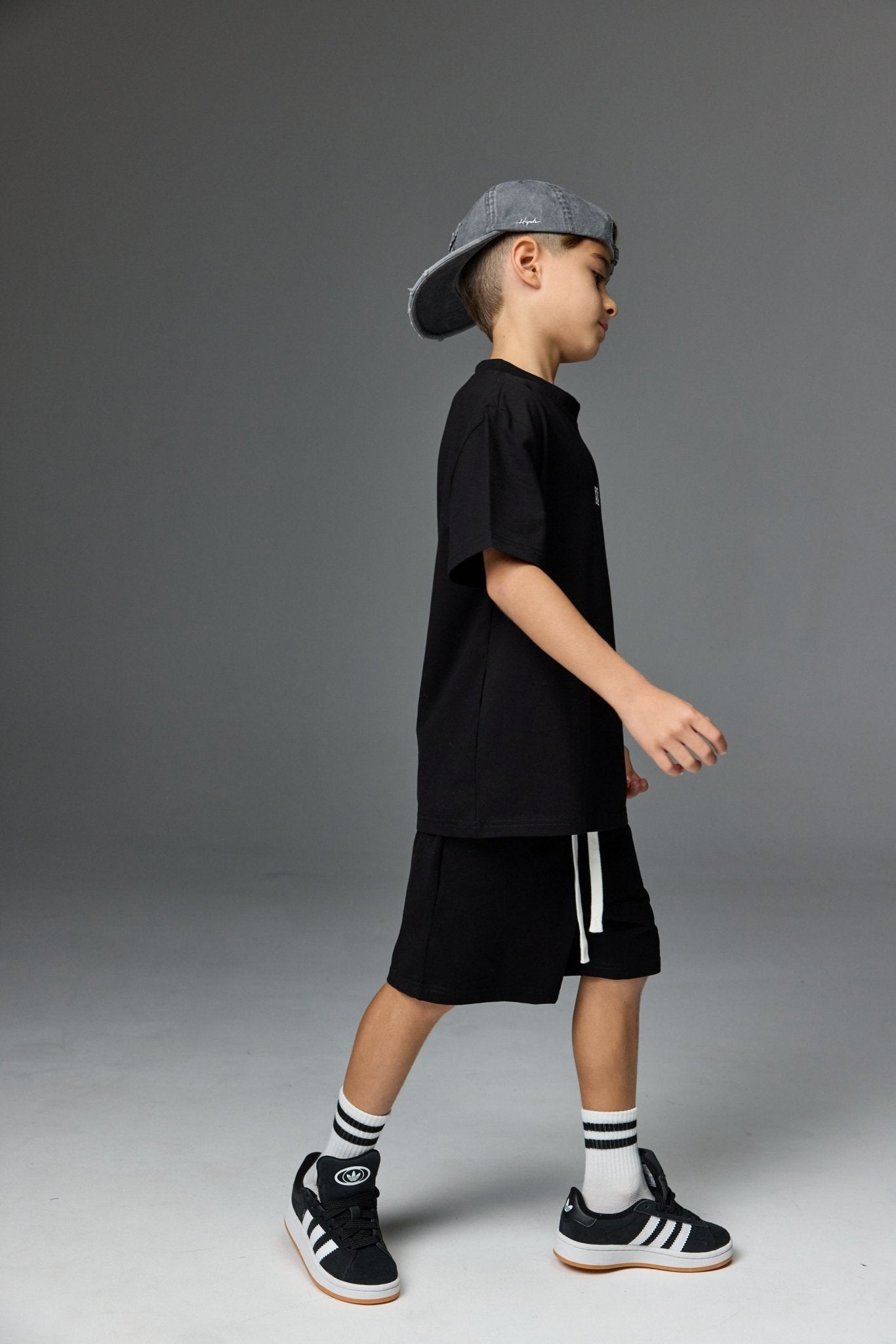 חליפת color שחורה - Hipster