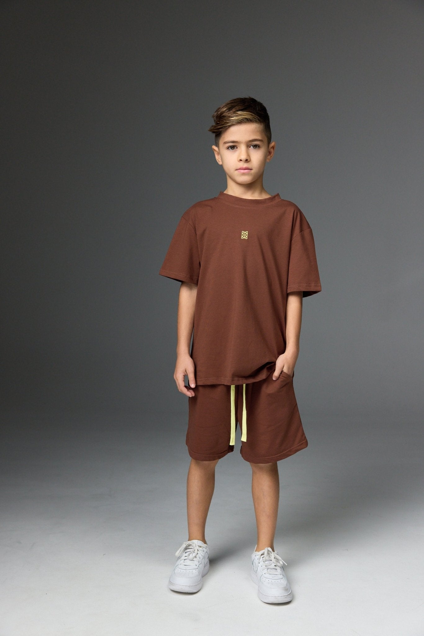 חליפת color שוקולד - Hipster