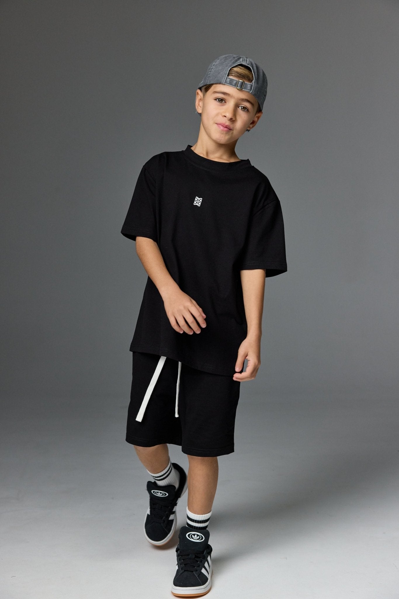 חליפת color שחורה - Hipster