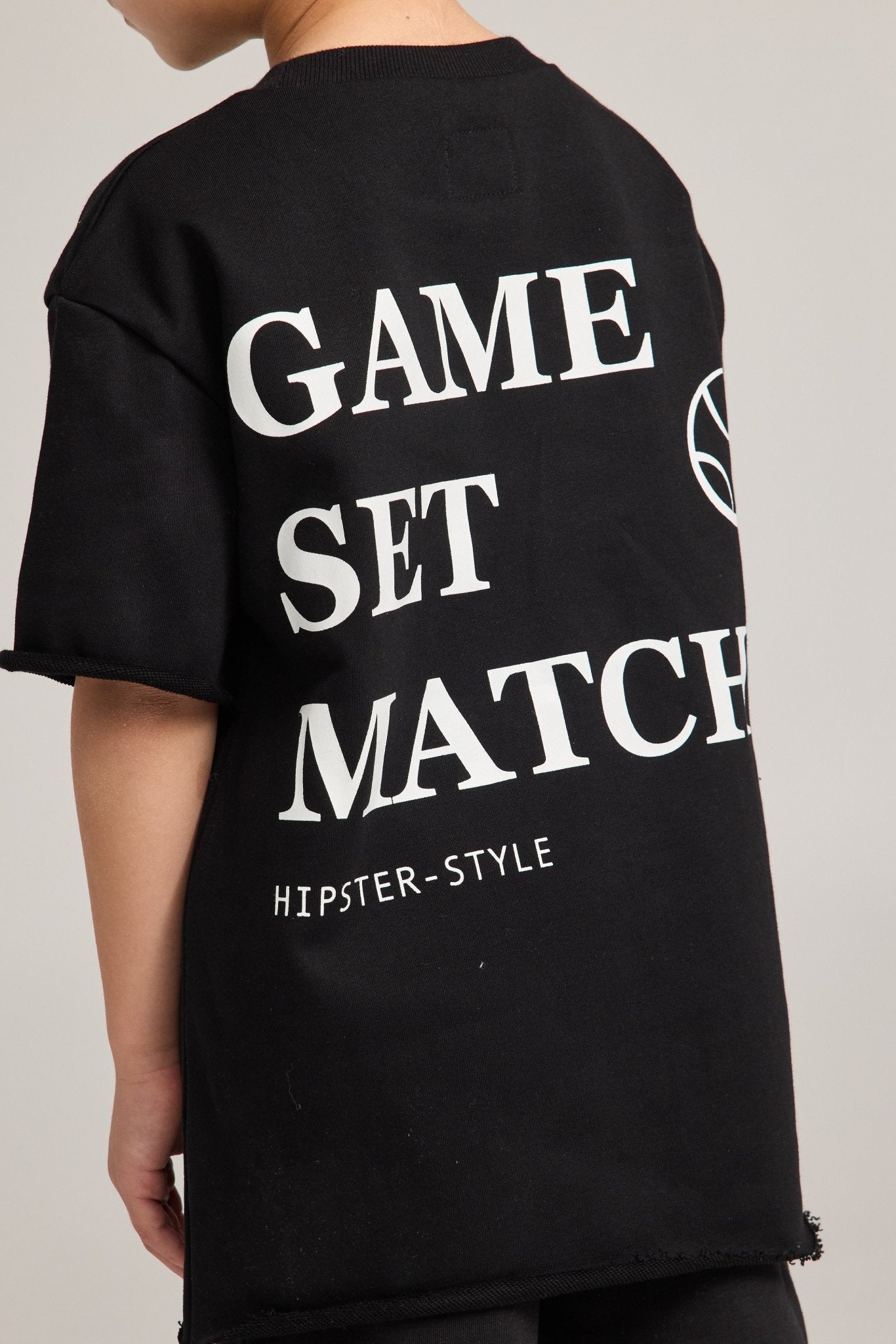 טישרט game שחורה - Hipster