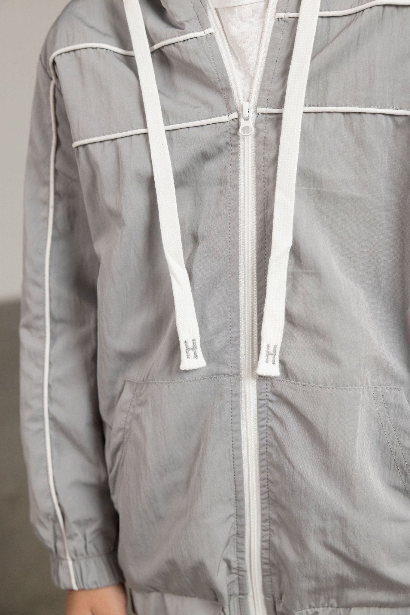 ג'קט ניילון ריו אפור - Hipster