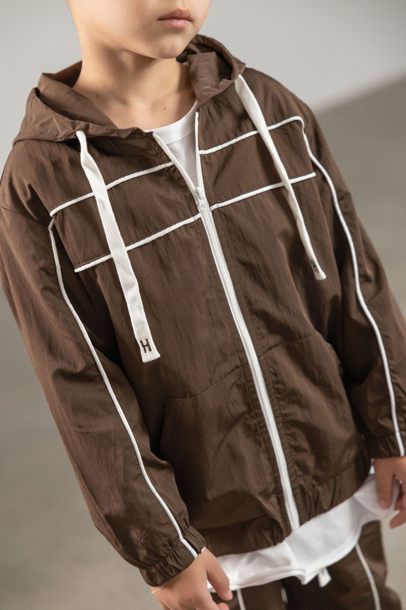 ג'קט ניילון ריו חום - Hipster