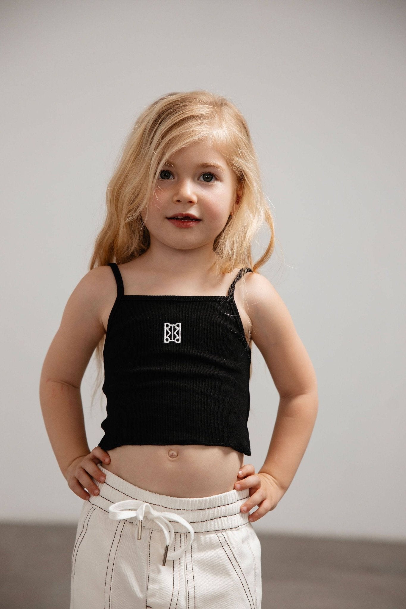 גופיית מלמלה שחורה - Hipster