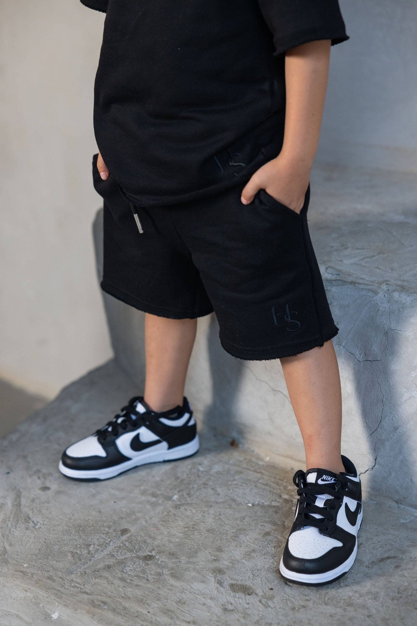 חליפת אמבר שחורה - Hipster