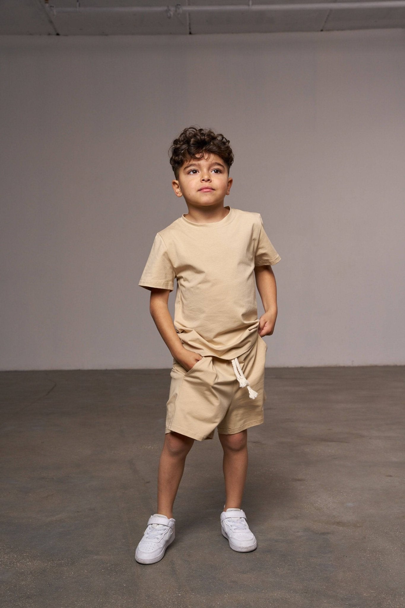 חליפת Basic בז' - Hipster