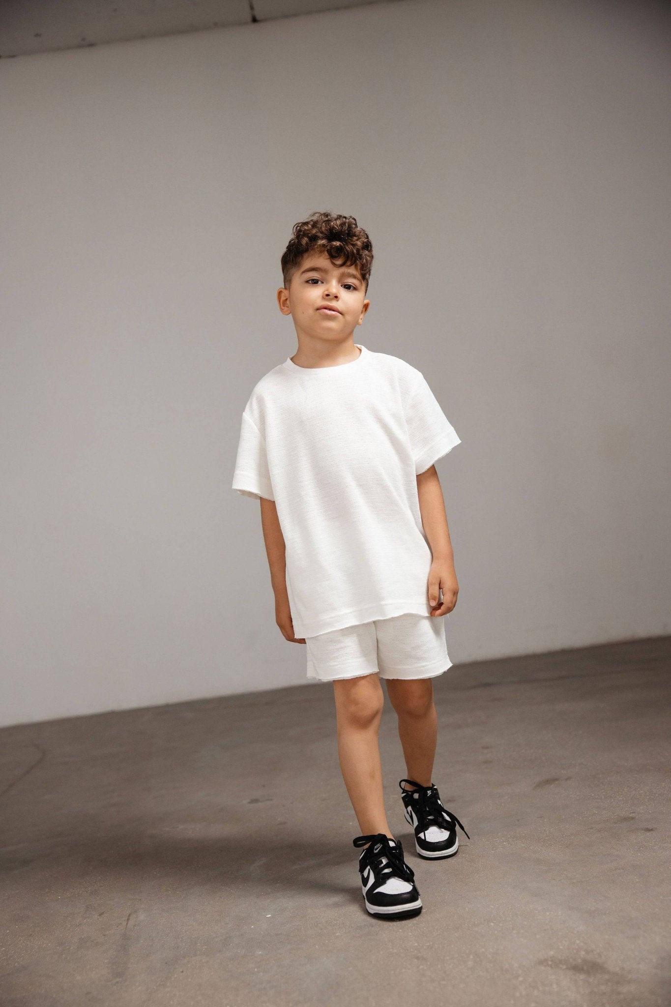 חליפת כריס לבנה - Hipster