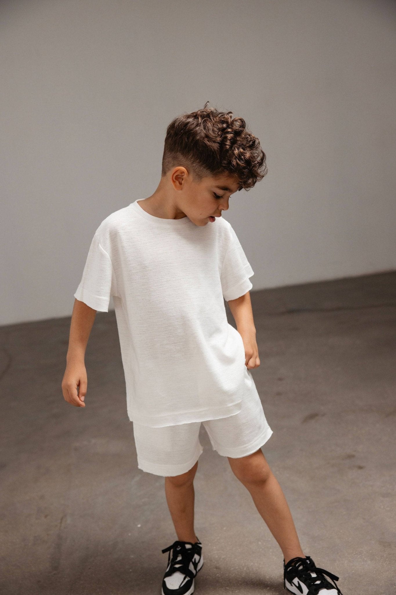 חליפת כריס לבנה - Hipster