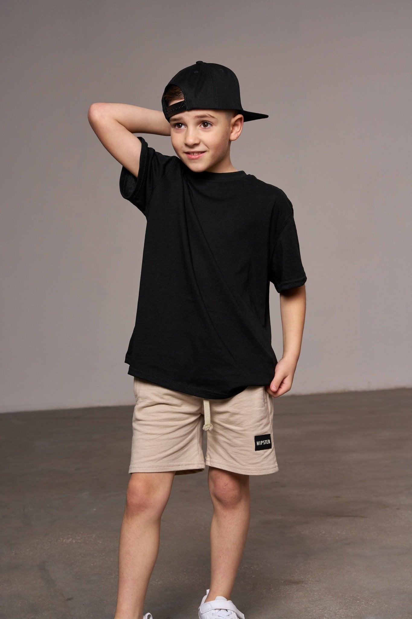 מכנס בייסיק קצר בז' - Hipster