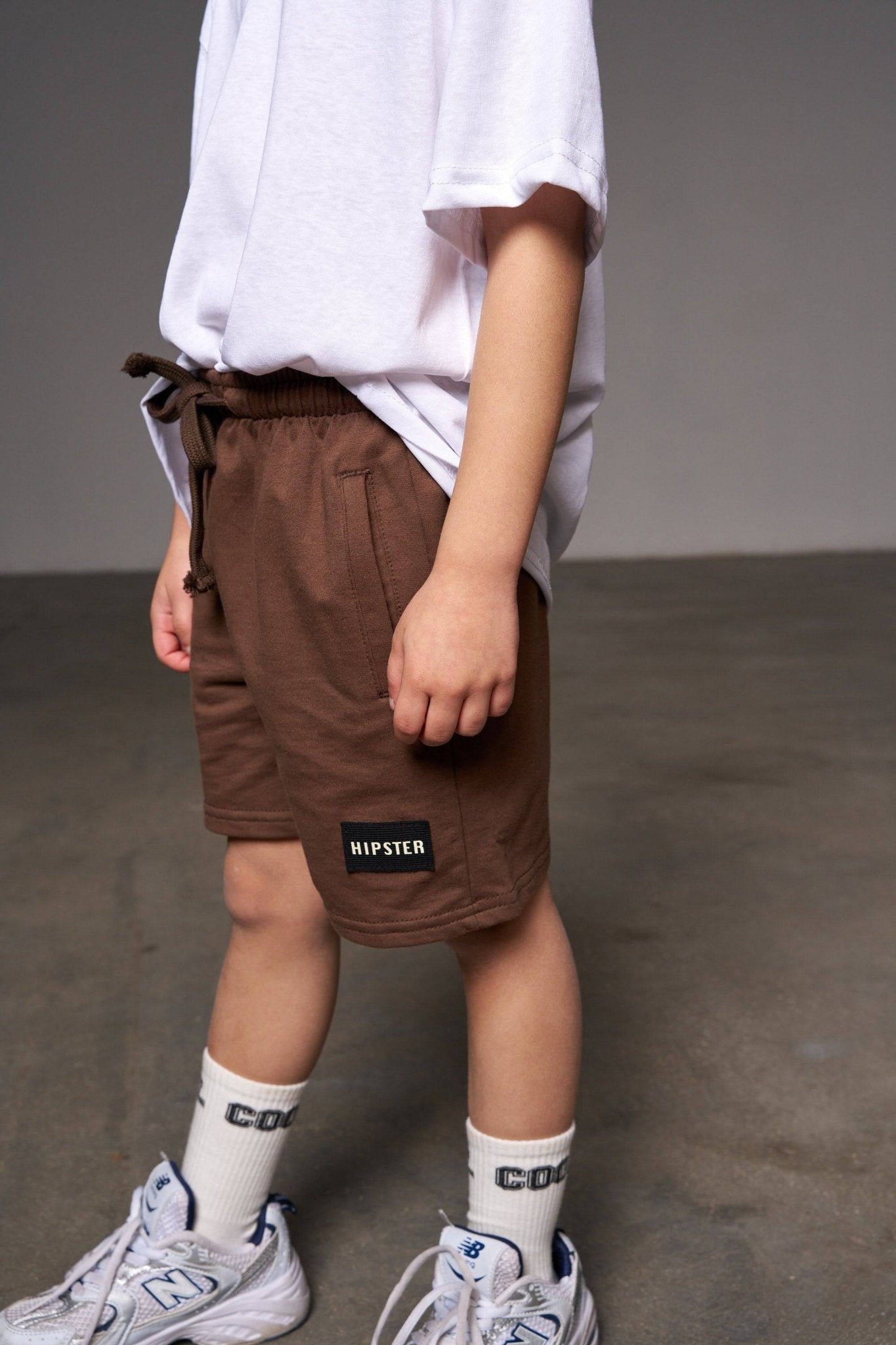 מכנס בייסיק קצר חום - Hipster