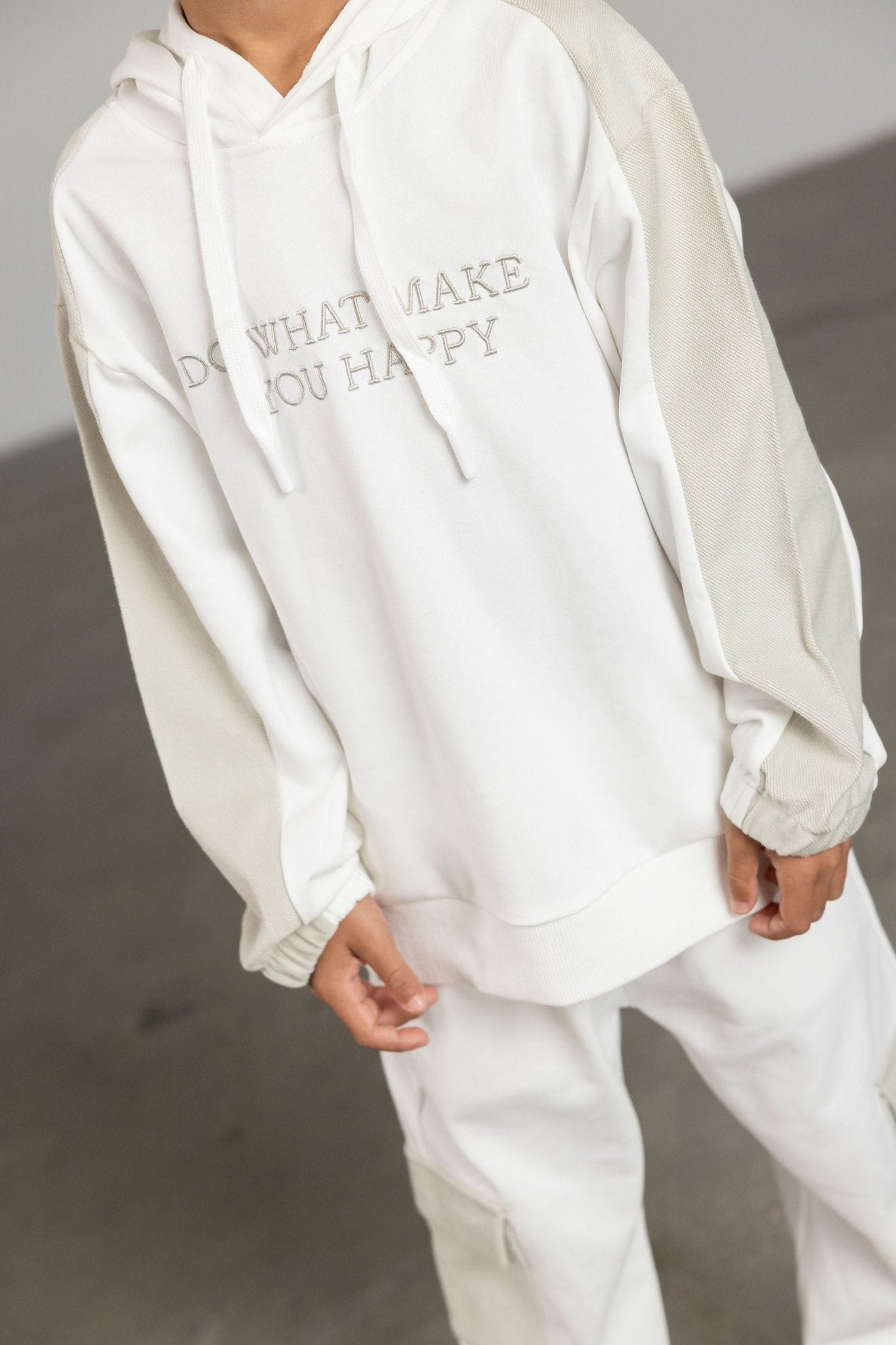 מכנס ג'סי לבן בשילוב אפור - Hipster