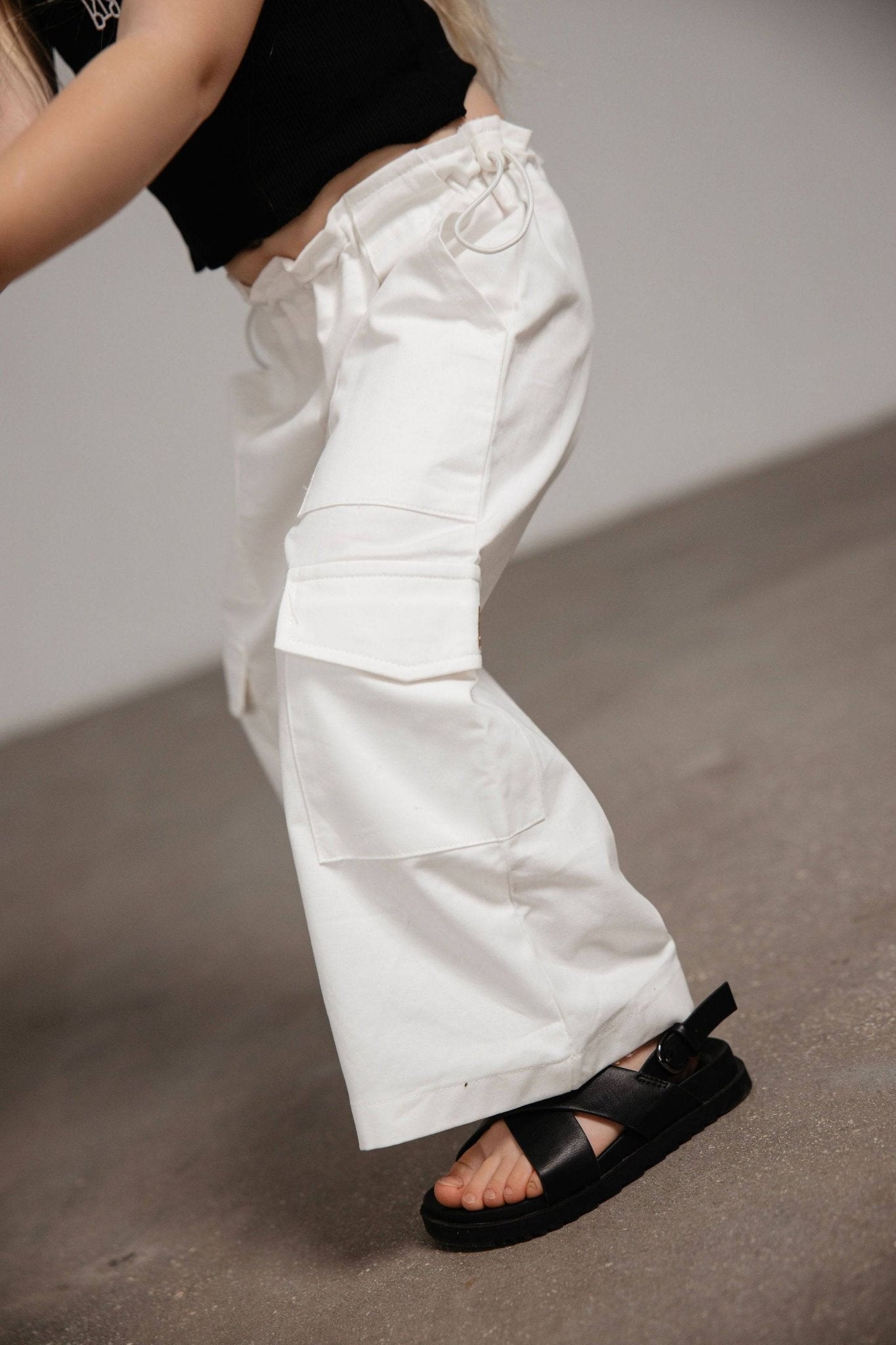 מכנס ליב לבן - Hipster