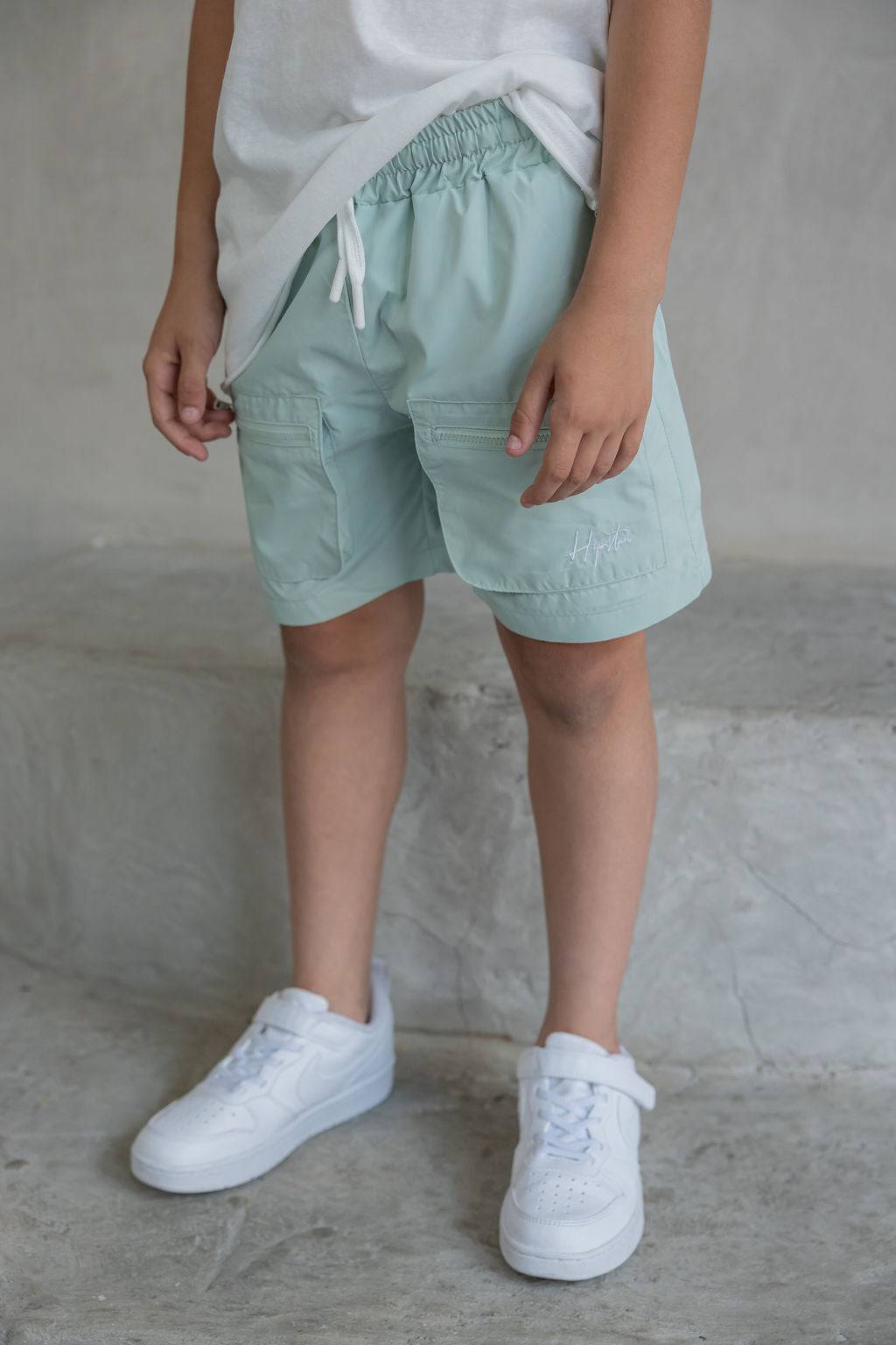 מכנס ניילון קצר מנטה - Hipster