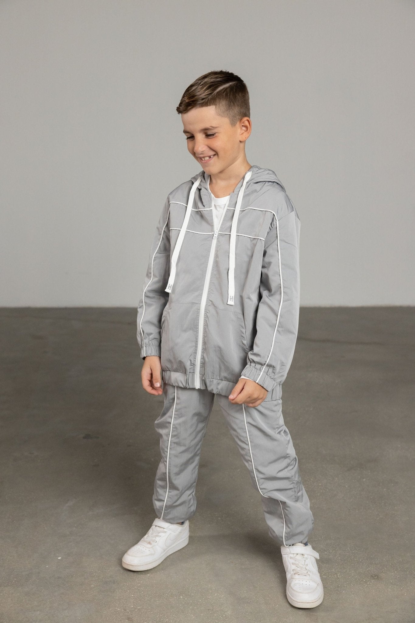 מכנס ניילון ריו אפור - Hipster