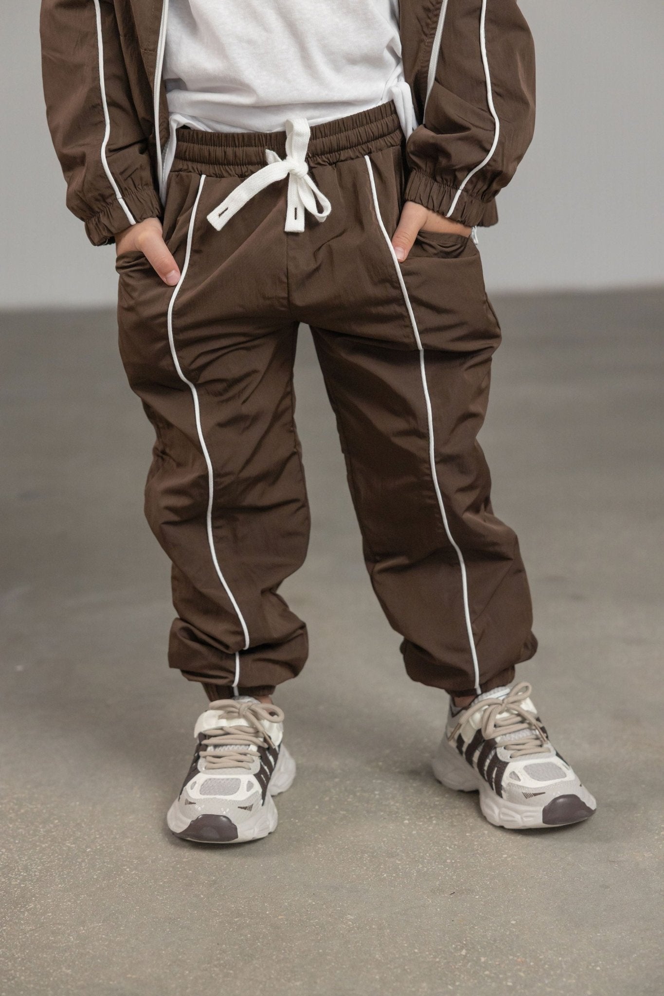 מכנס ניילון ריו חום - Hipster