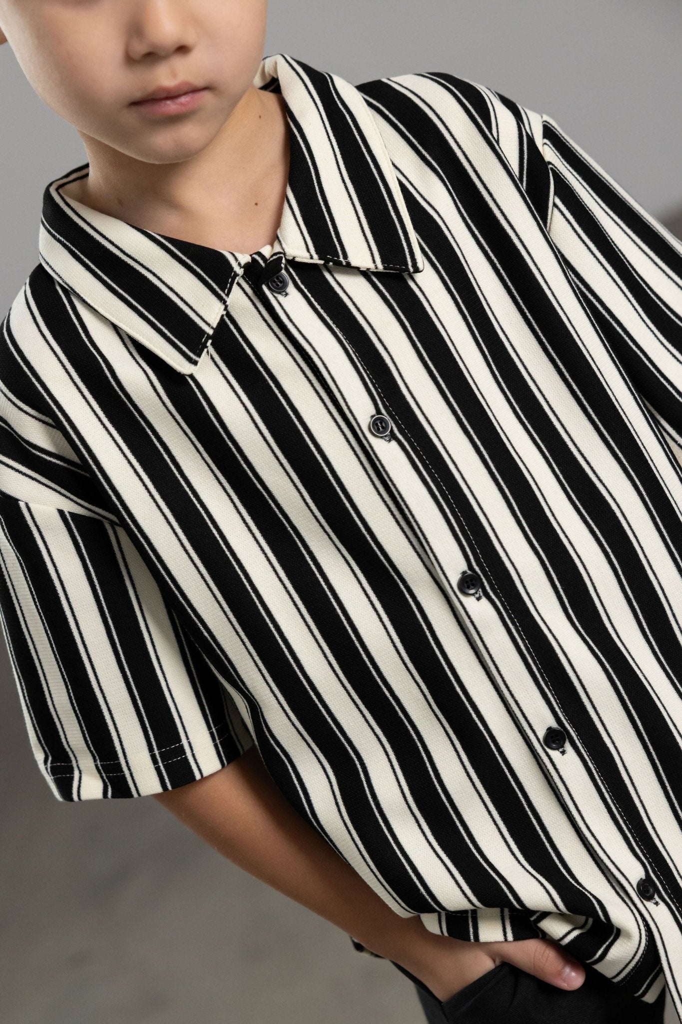 מכופתרת פסים פביאן - Hipster