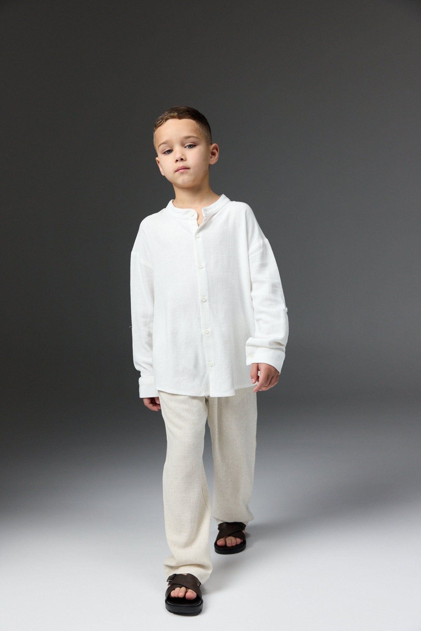 מכופתרת פשתן לבנה - Hipster