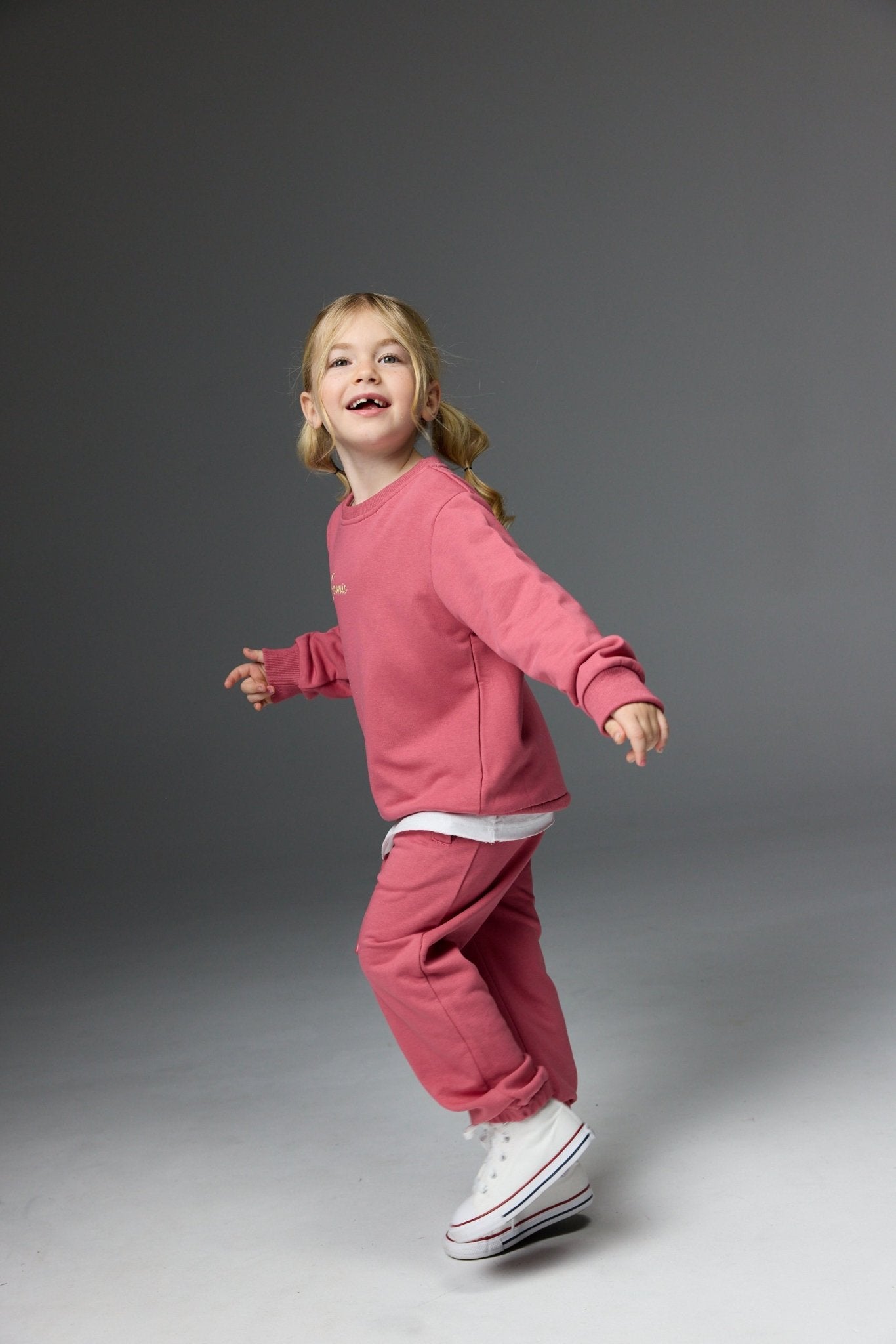 מכנס אייקון דובדבן - Hipster