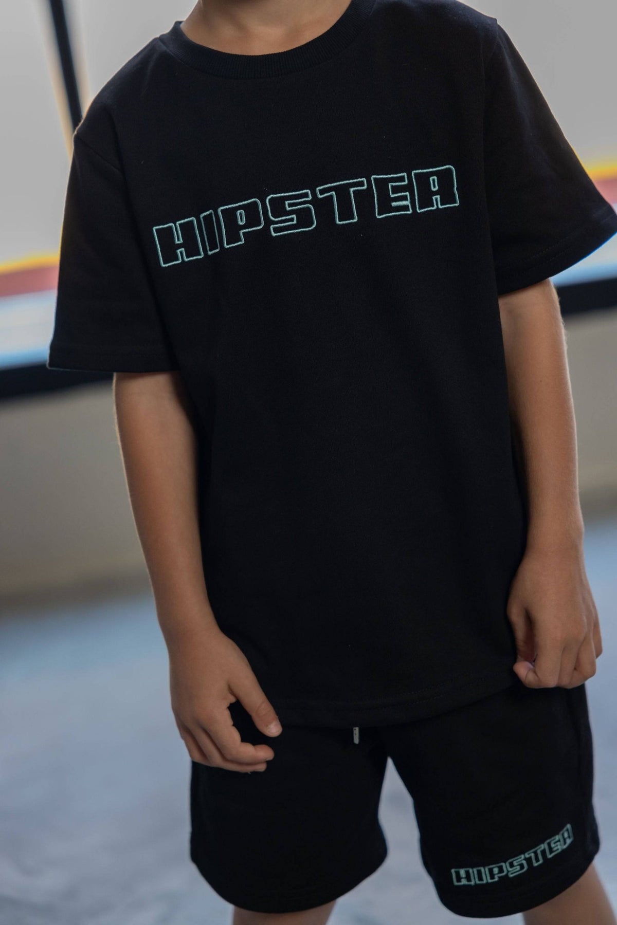 חליפת פינק סמייל - Hipster