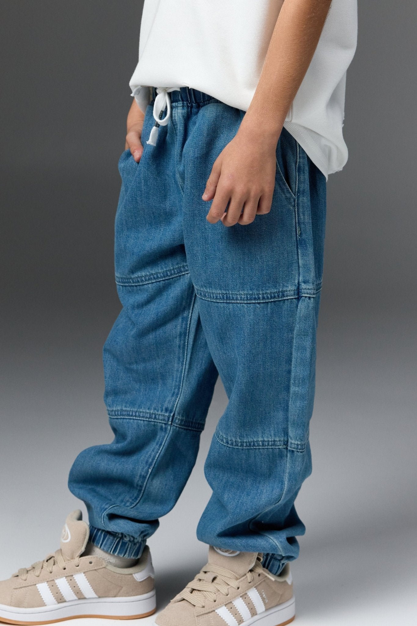 ג׳ינס שיי - Hipster