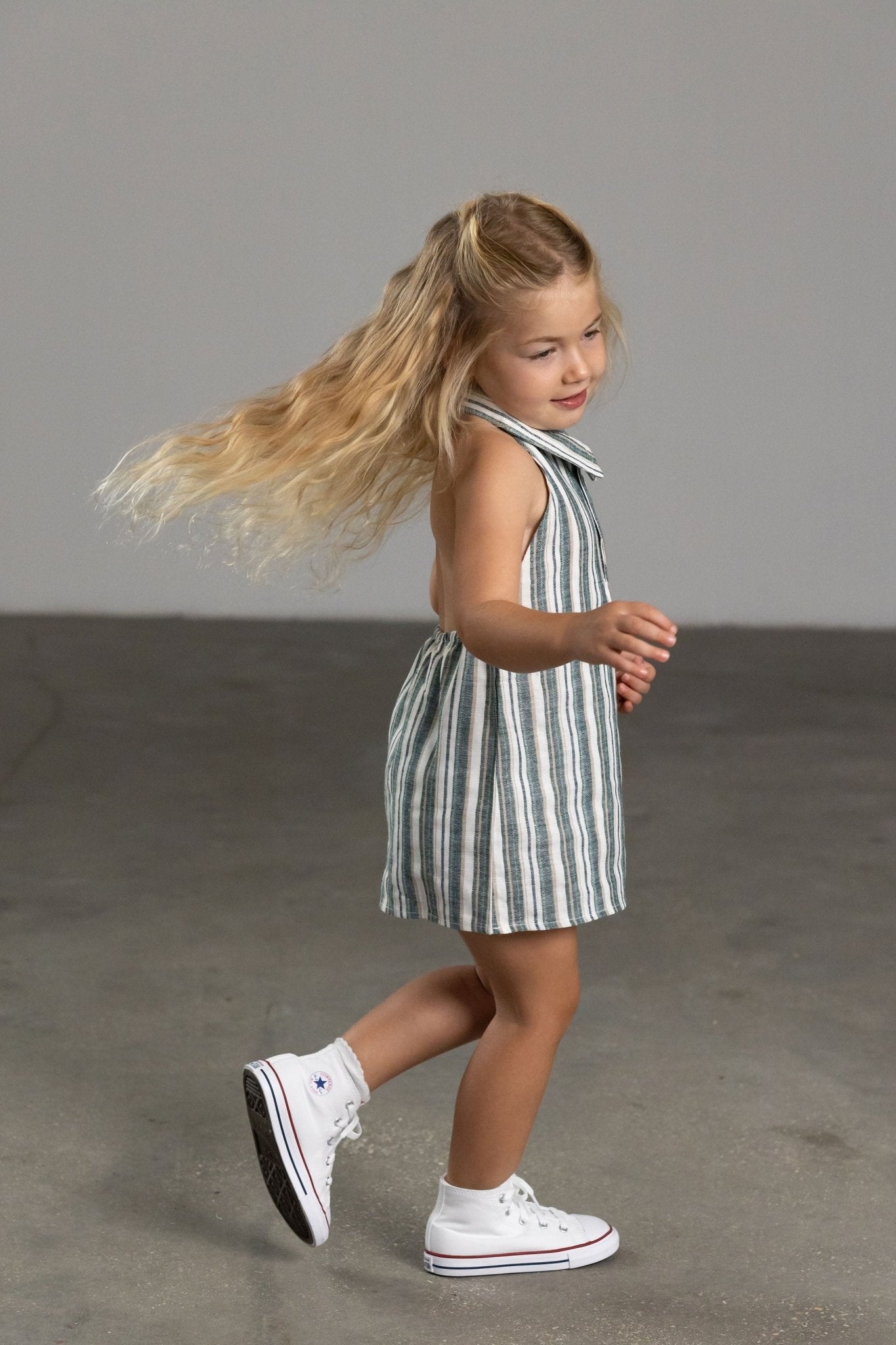 שמלת מנואלה - Hipster