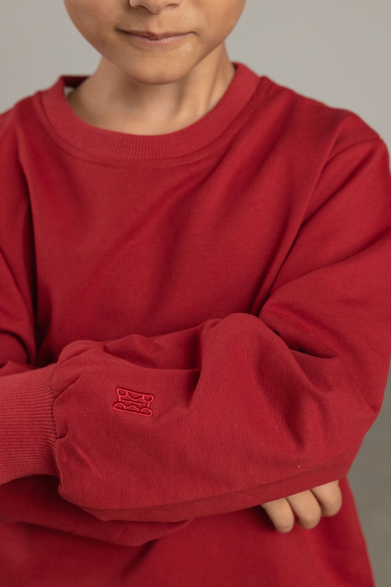 סווטשירט אדום עם רקמת לוגו - Hipster