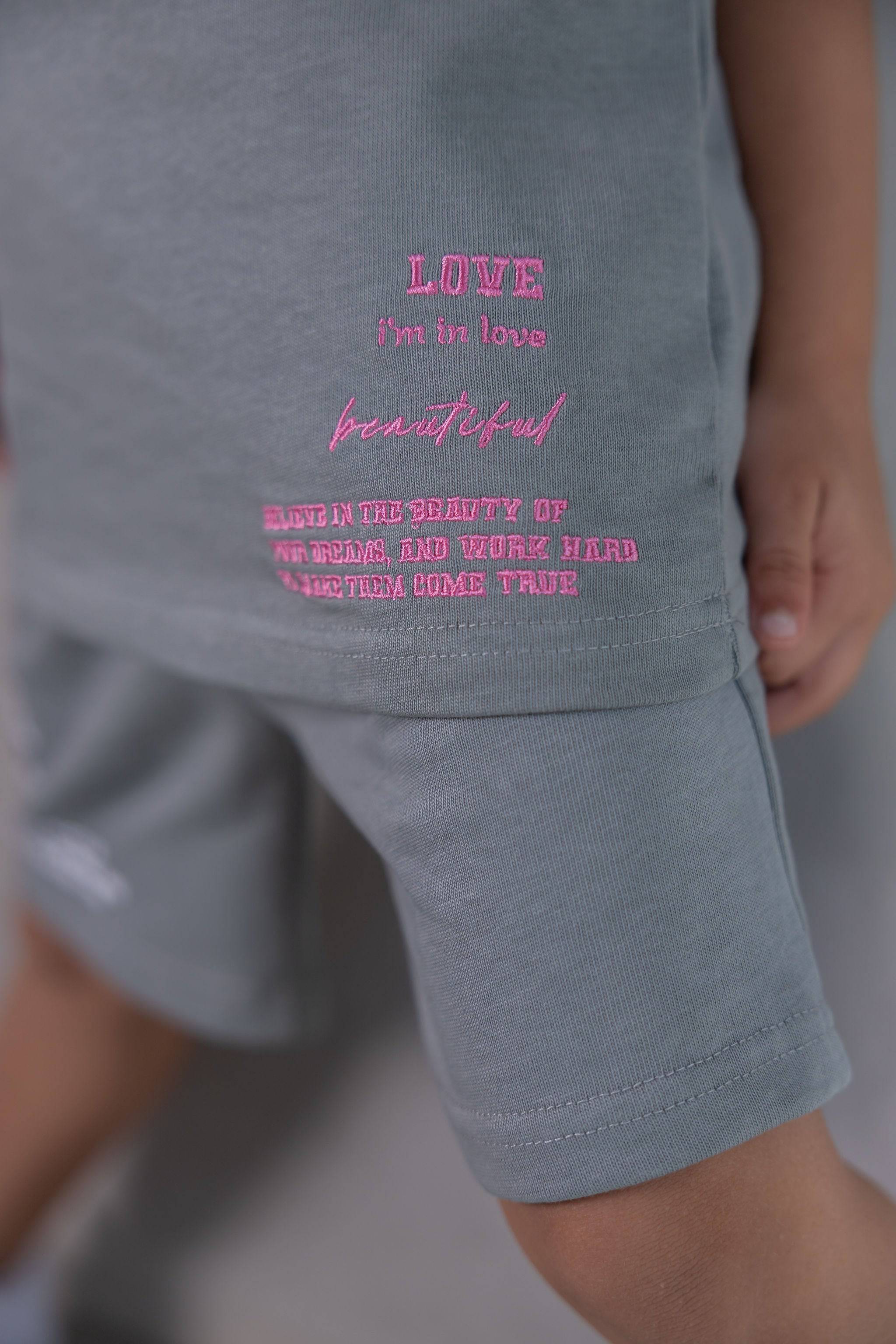 אפורה LOVE חליפת - Hipster