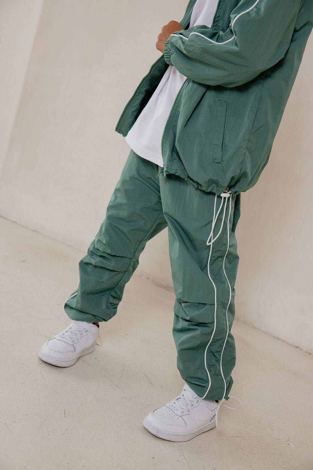 מכנס ניילון ירוק - Hipster