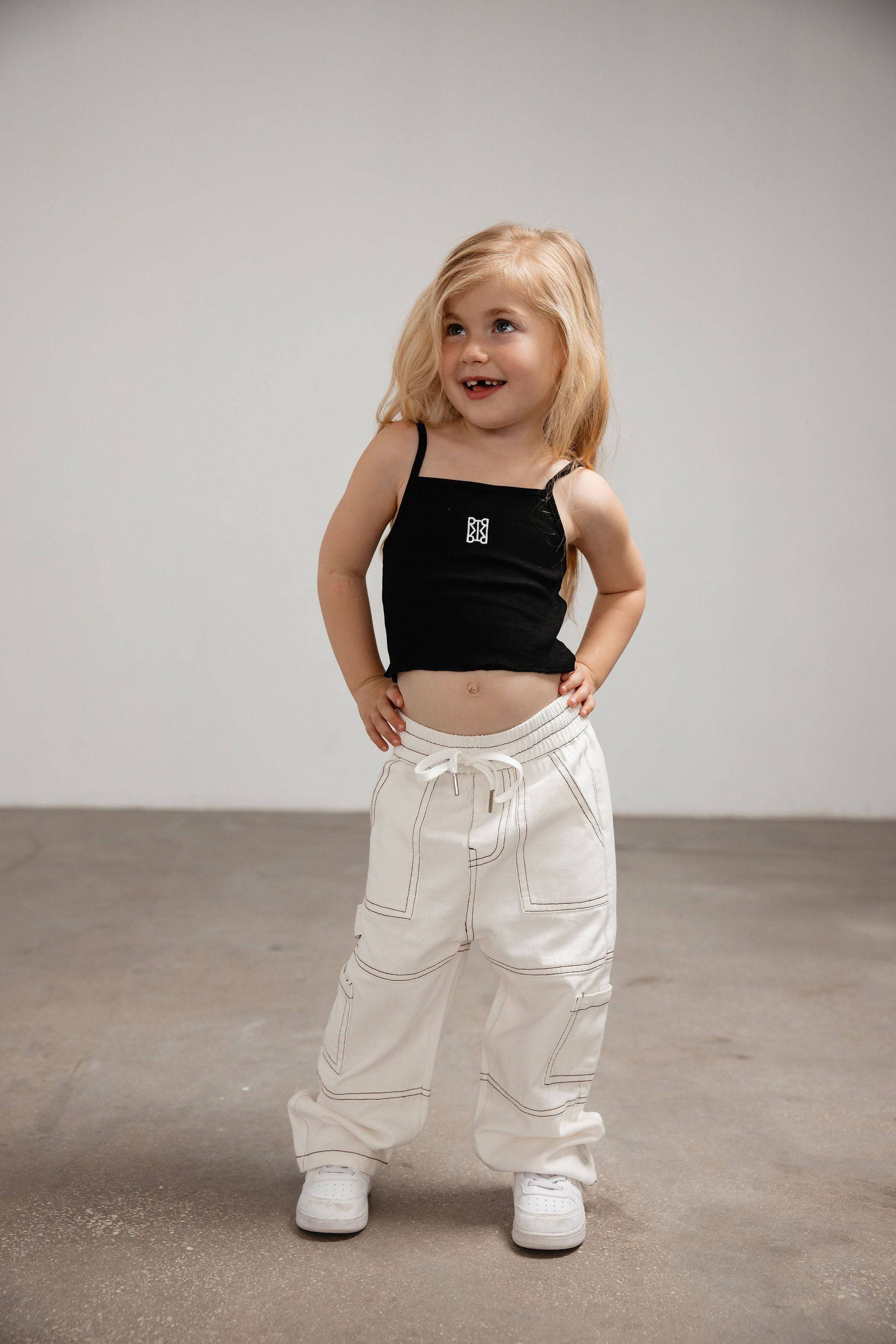 דגמ"ח תיפורים לבן - Hipster