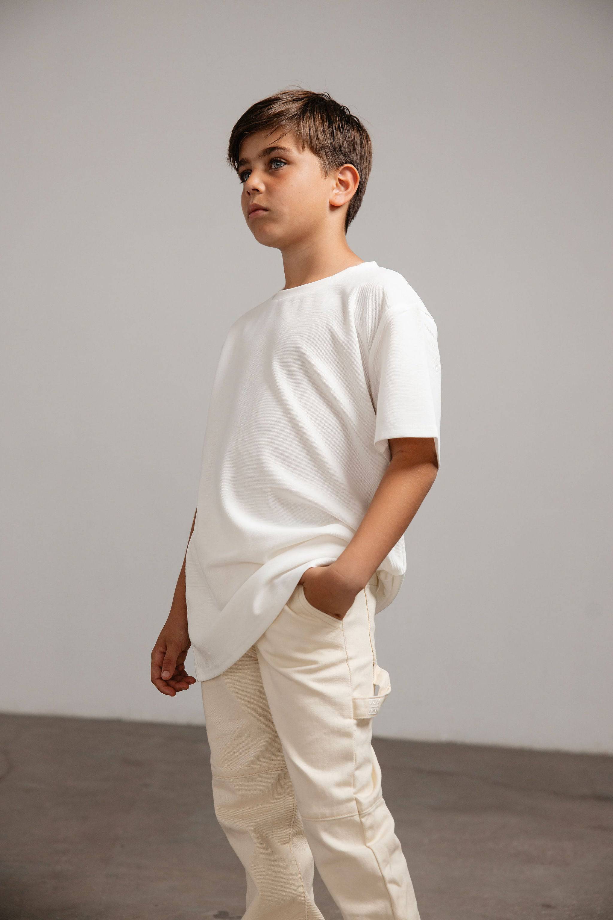 חולצת אוברסייז לבן - Hipster