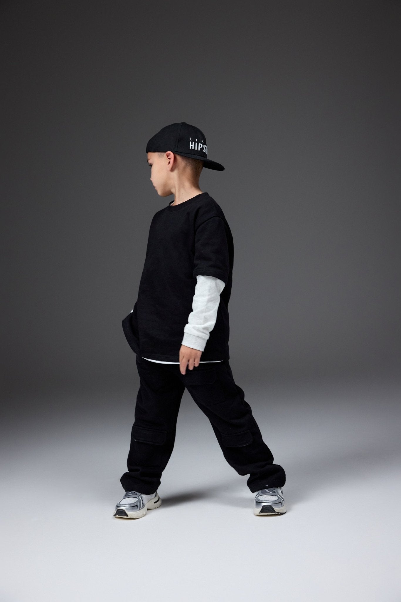 חולצת אייבי שחורה - Hipster