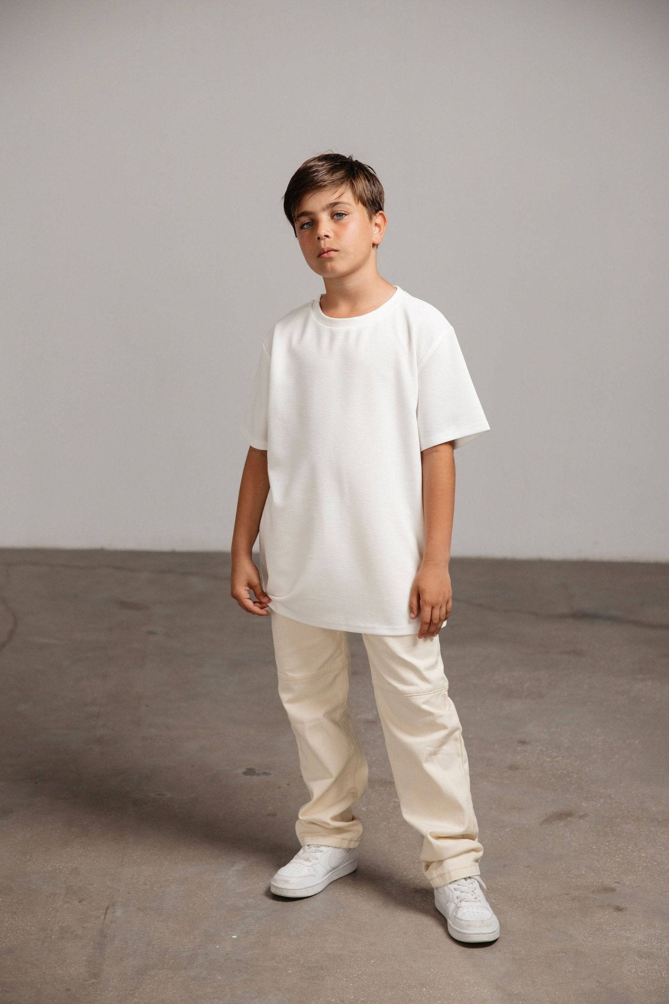 חולצת אוברסייז לבן - Hipster