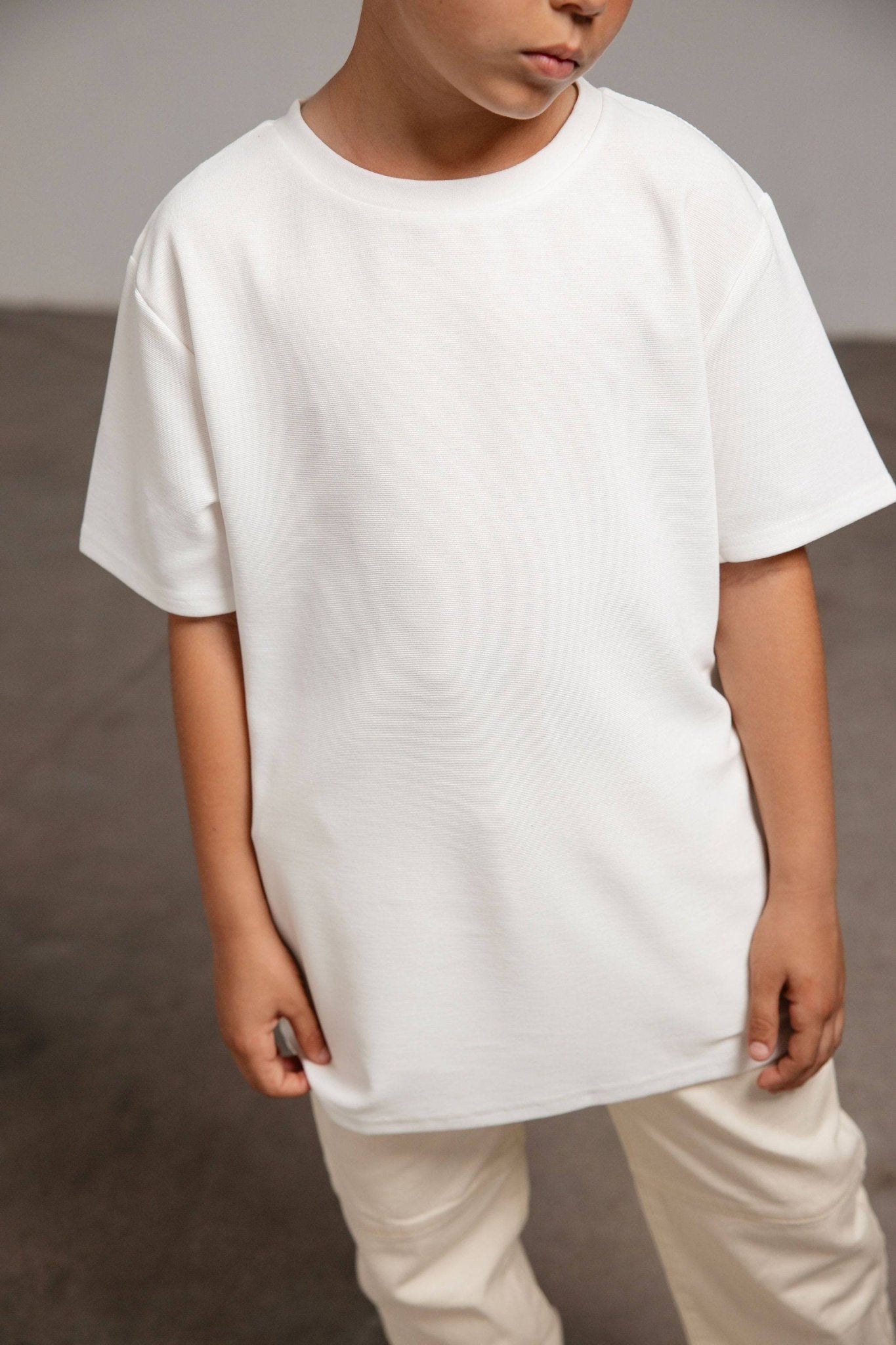 חולצת אוברסייז לבן - Hipster