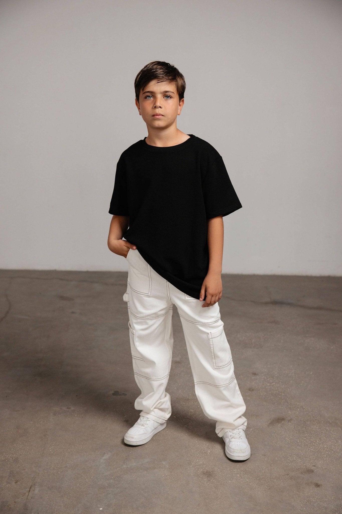 חולצת אוברסייז שחור - Hipster