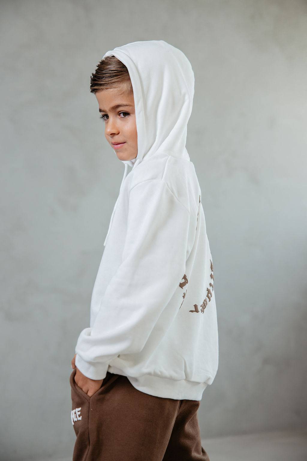 חולצת ג'סטין חומה - Hipster