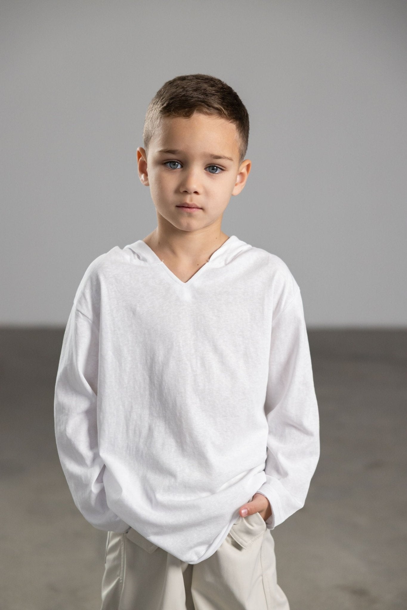 חולצת מילו לבנה - Hipster