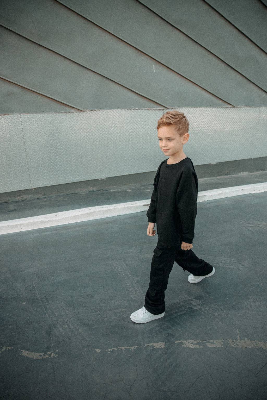 חולצת סטפן שחורה - Hipster