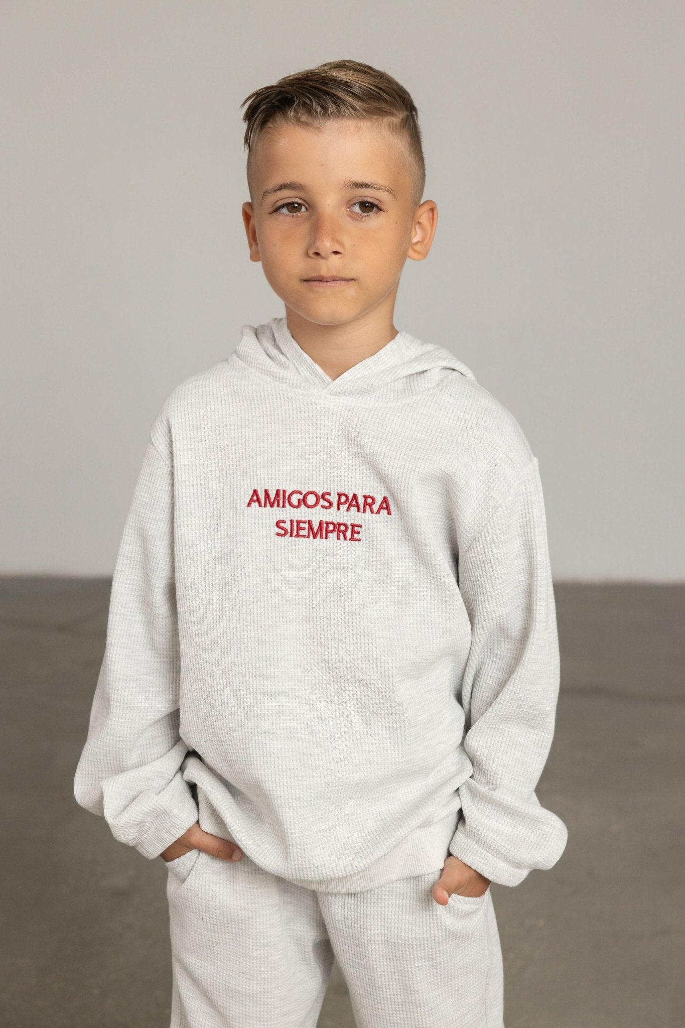 חולצת וופל AMIGOS אפורה - Hipster