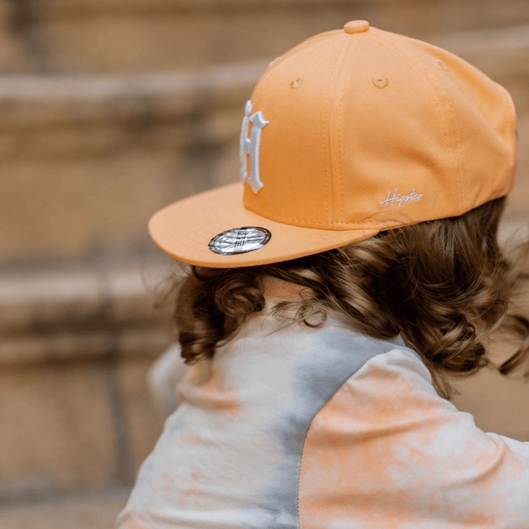 כובע H אפרסק - Hipster