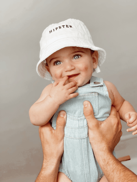 כובע באקט לבן - Hipster