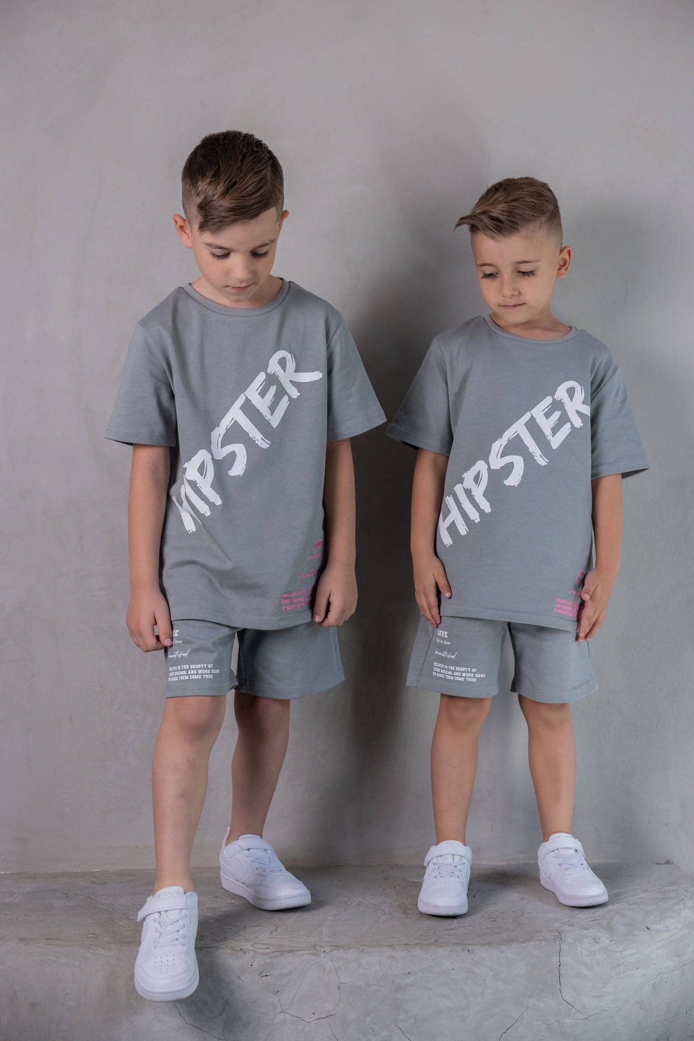 אפורה LOVE חליפת - Hipster