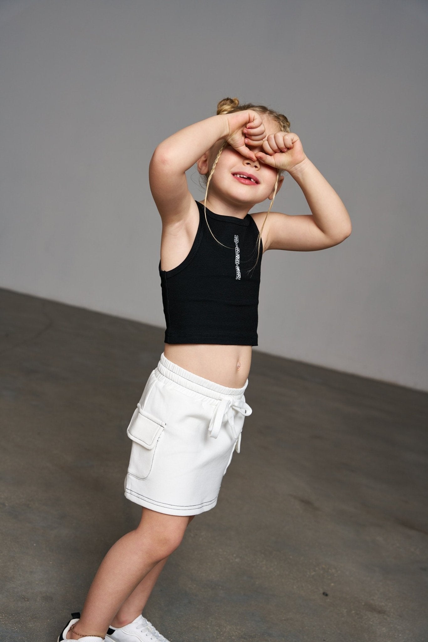 חצאית תיפורים לבנה - Hipster