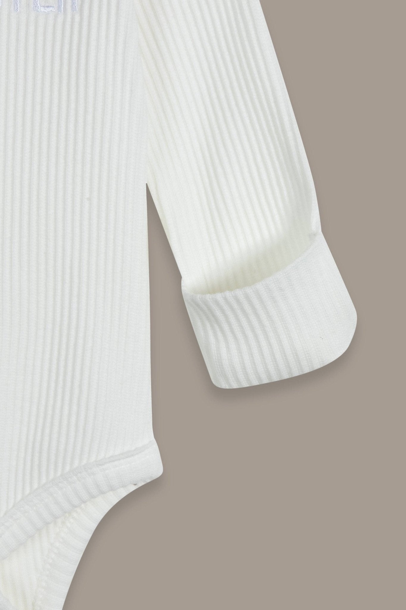 בגד גוף בייבי לבן - Hipster