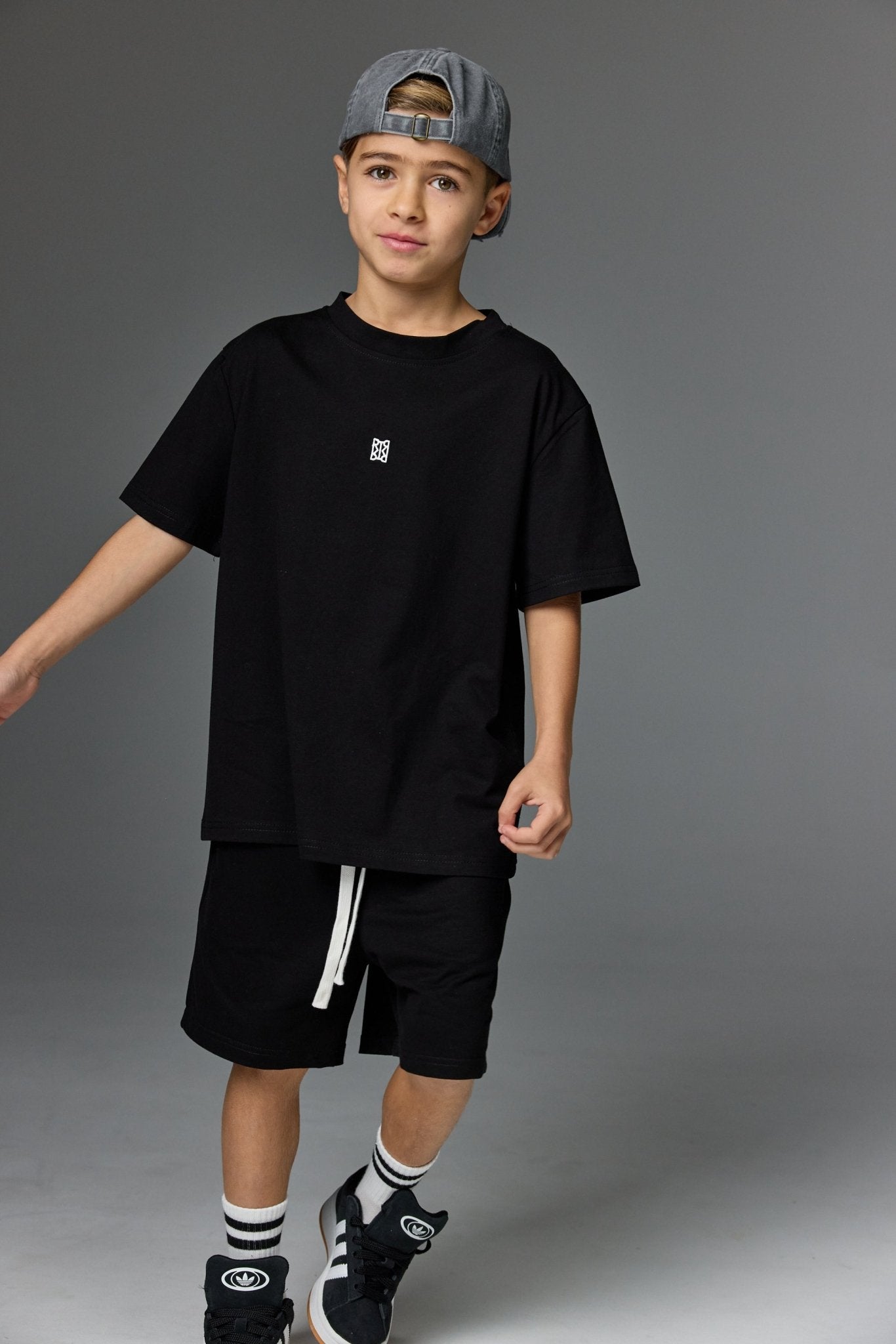 חליפת color שחורה - Hipster