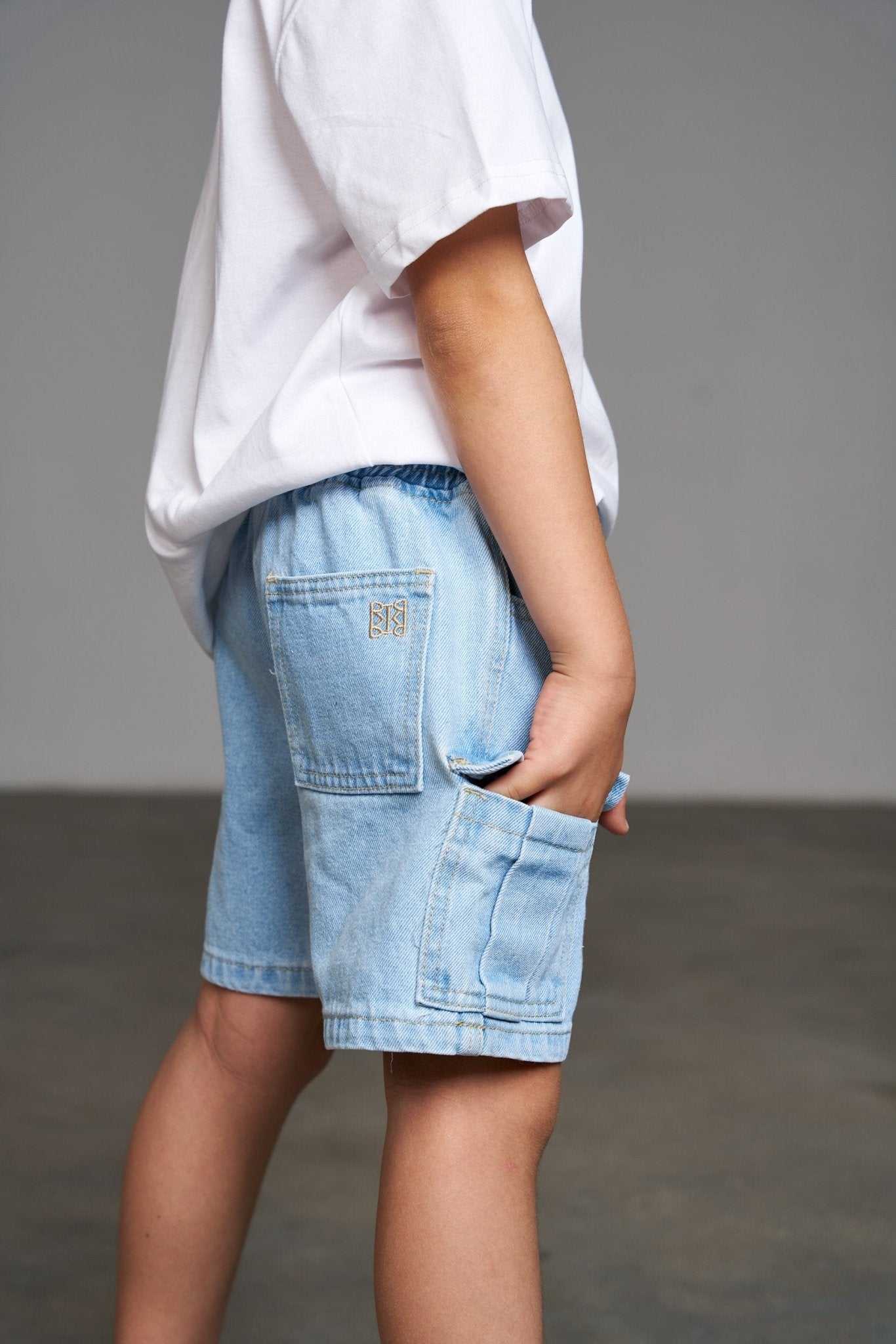 דגמ"ח ג'ינס קצר - Hipster